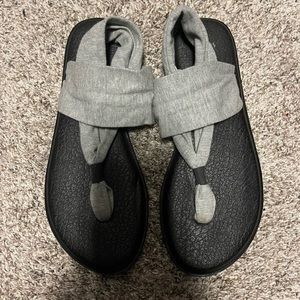 Sanuk sandals